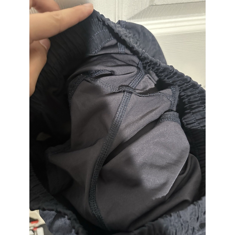 Vuori Women's Dash Short Grey/black M - Picture 4 of 5